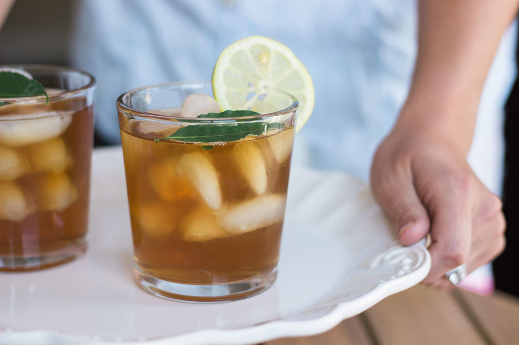 How to Brew Iced Tea At Home (and Why It's Better Than Buying It Out!)